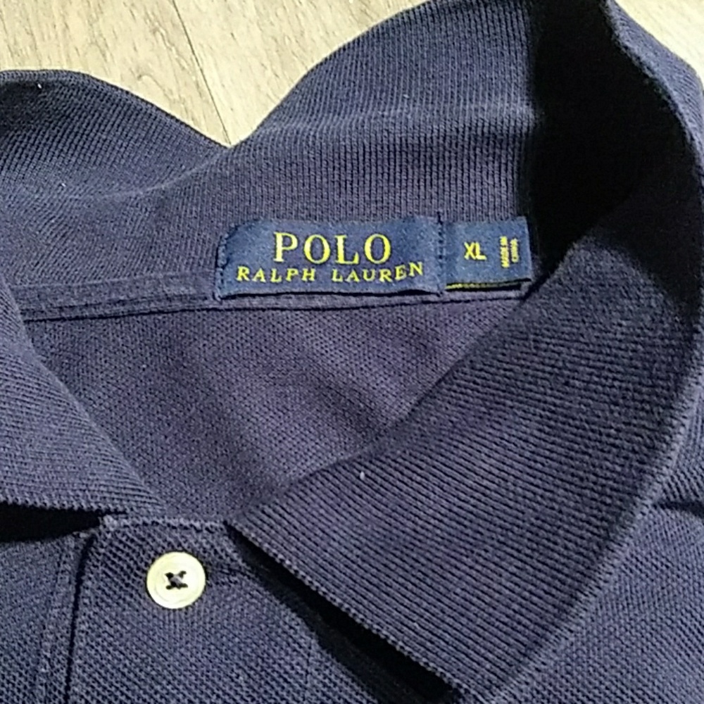 Men's polo - Picture 3 of 3